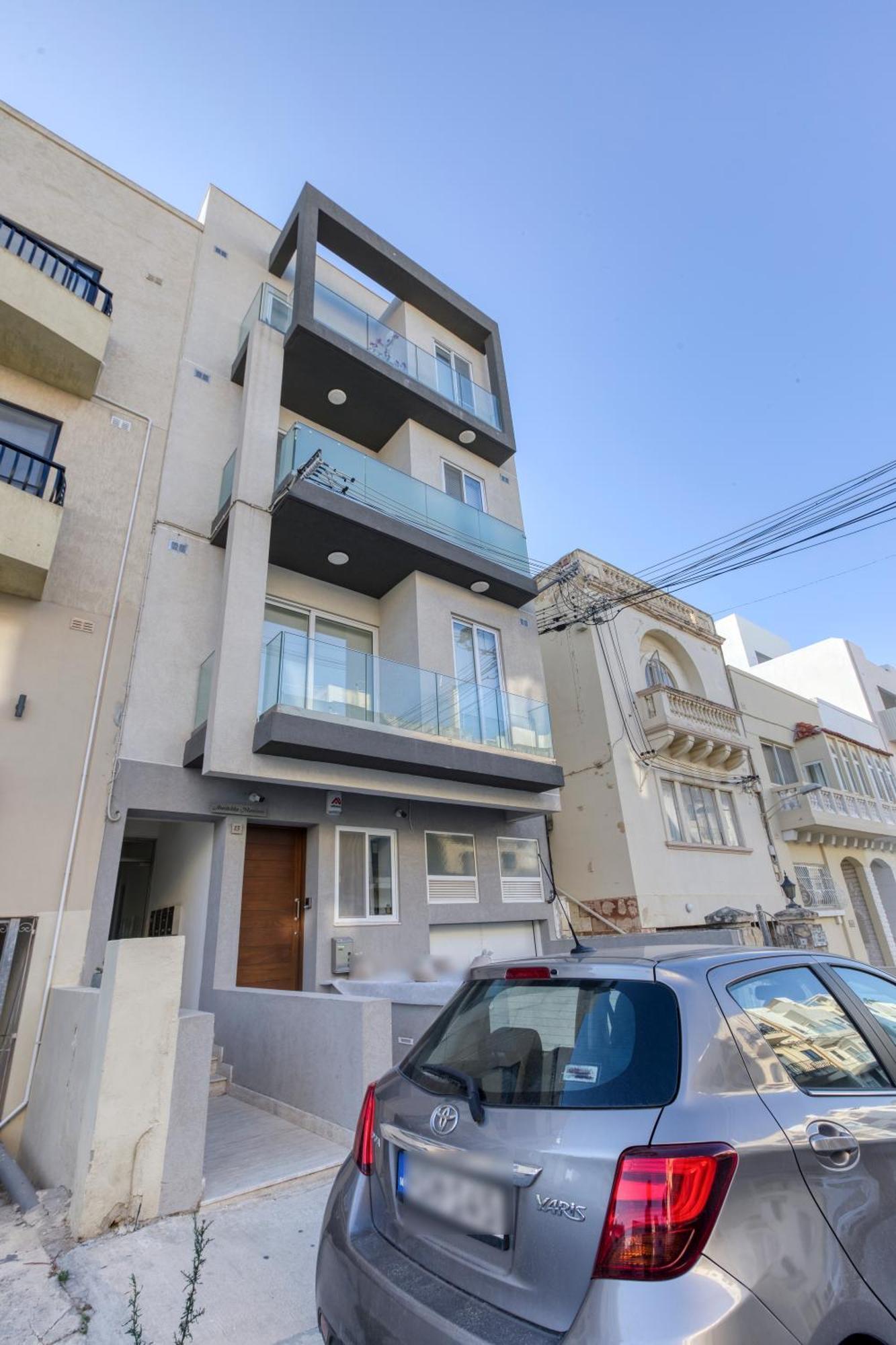 Annitchka Mansions - Penthouse In Central Malta Биркиркара Екстериор снимка