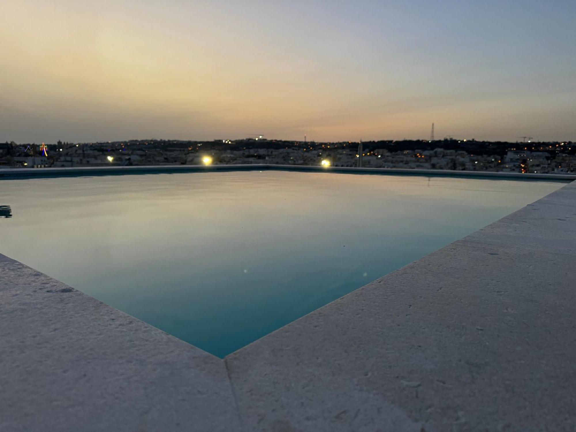 Annitchka Mansions - Penthouse In Central Malta Биркиркара Екстериор снимка
